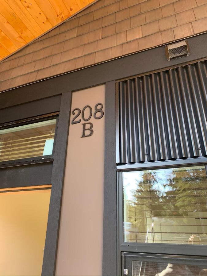 Botany Bay By Eagle Reach Properties Port Renfrew Exterior photo